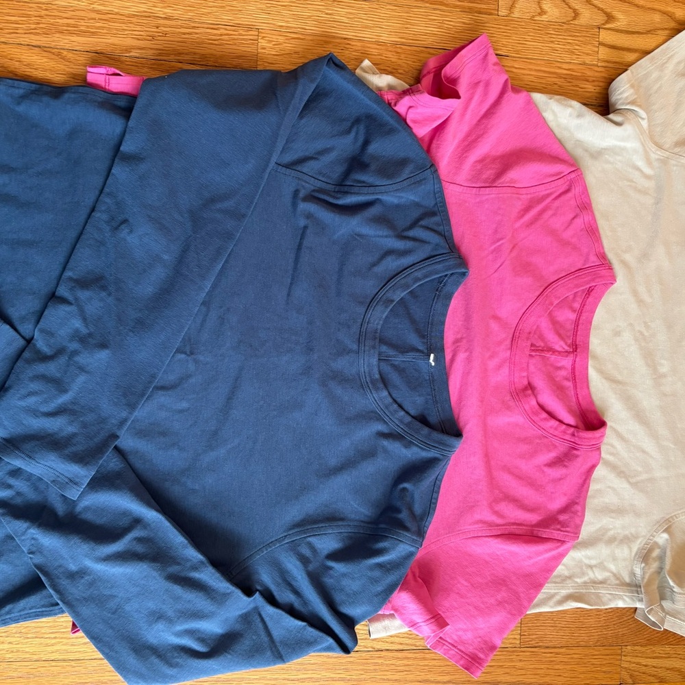Lululemon 2 short and 1 long sleeve